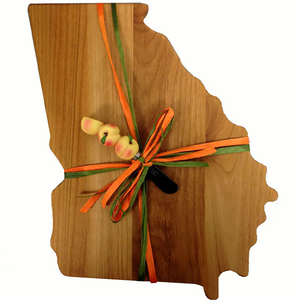 Georgia shaped cutting board with peach spreader